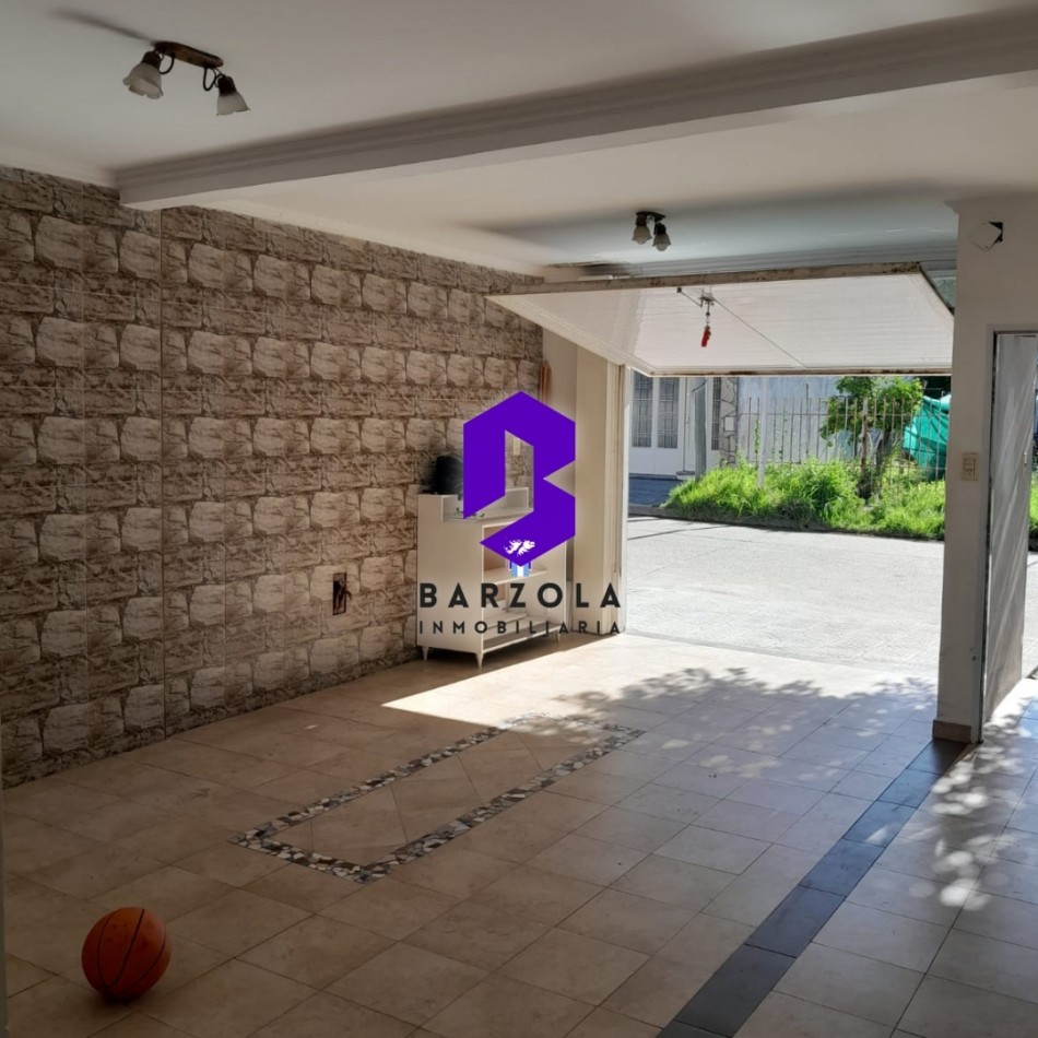 CASA EN VENTA 2D